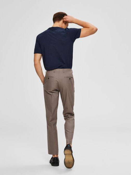 V-NECK - T-SHIRT