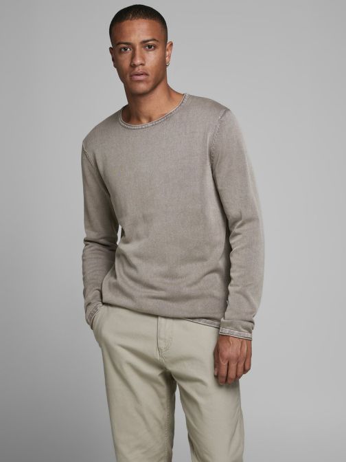 KNITTED PULLOVER