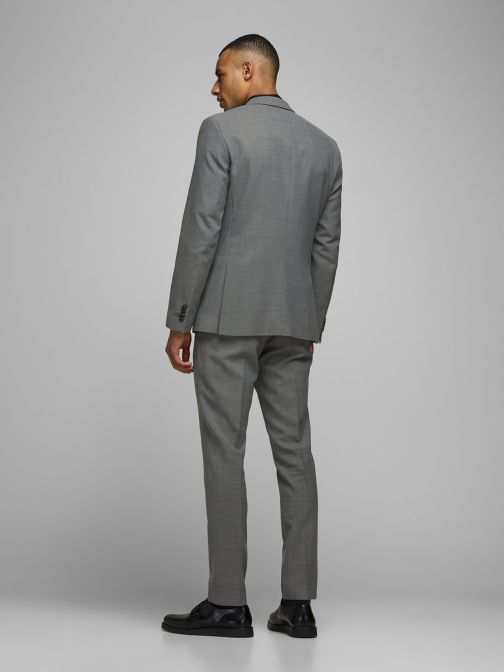 CLASSIC BLAZER