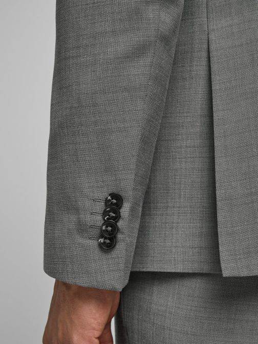 CLASSIC BLAZER