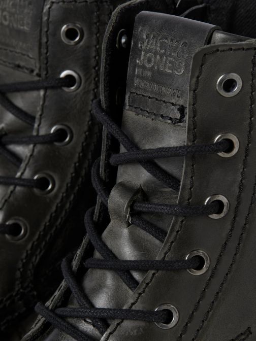 LEATHER BOOT