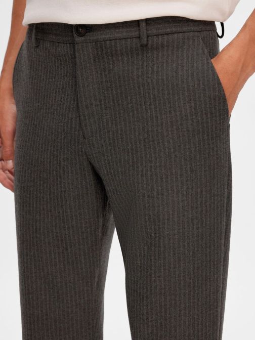 SLIM FIT TROUSER