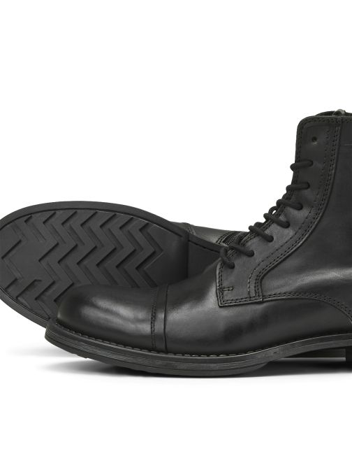 LEATHER BOOTS
