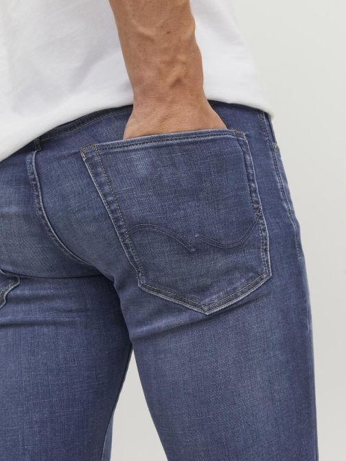 SLIM FIT JEANS