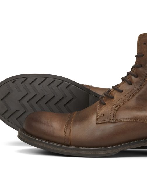 LEATHER BOOTS