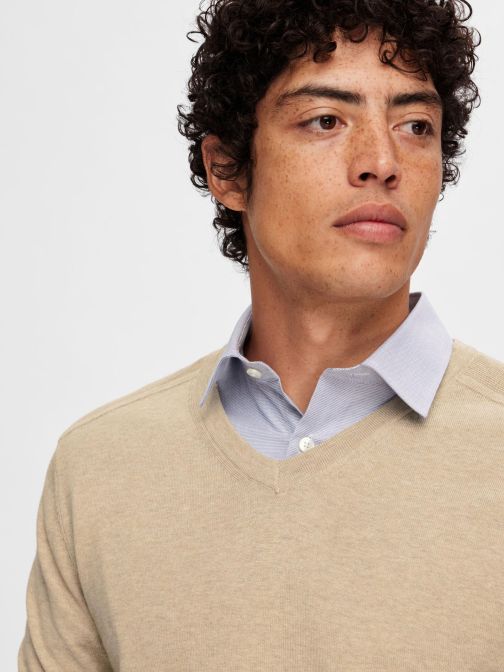 V-NECK JUMPER