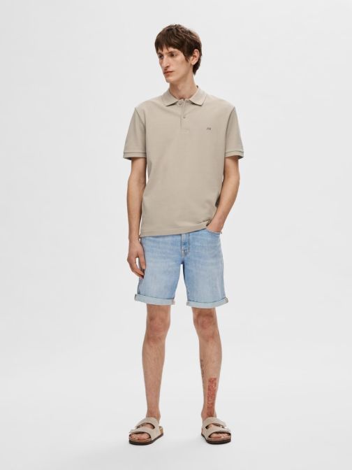 SLIM FIT DENIM SHORTS