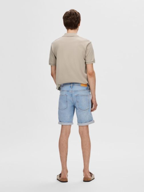 SLIM FIT DENIM SHORTS