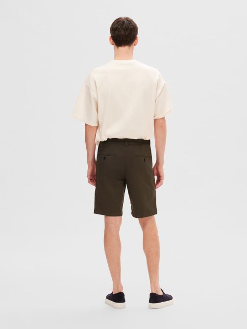 SLIM FIT CHINO SHORTS