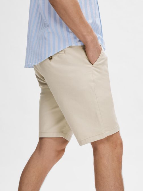 SLIM FIT CHINO SHORTS