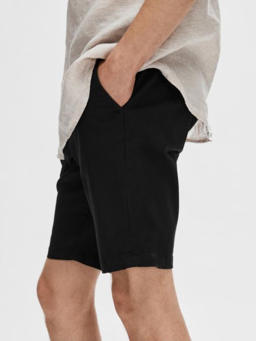 SLIM FIT CHINO SHORTS