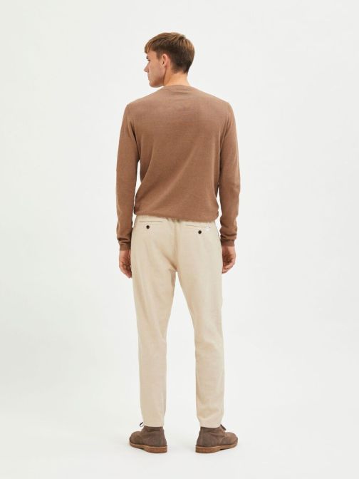 CHINO PANTS