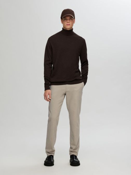 SLIM FIT CHINO PANTS