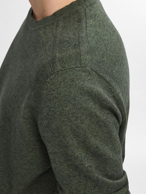 PULLOVER