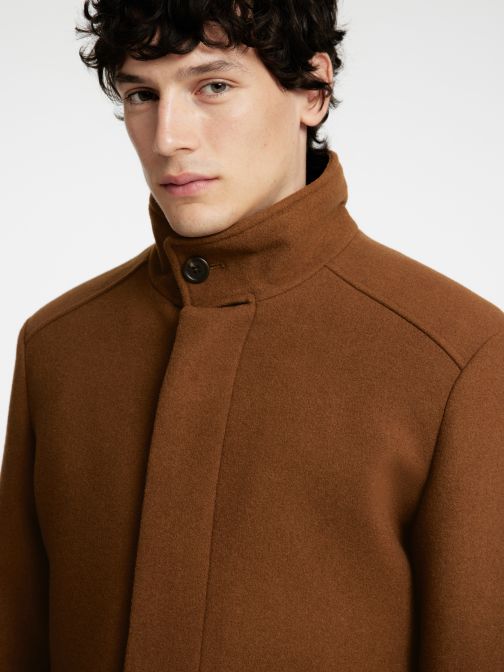 COAT