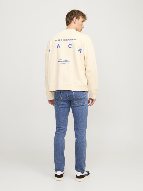 SLIM FIT JEANS