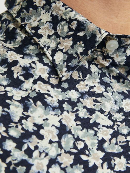 COMFORT FIT SHIRT