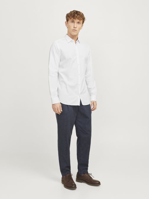 COMFORT FIT MINTÁS ING 