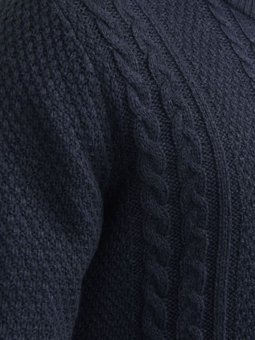 KNITTED PULLOVER