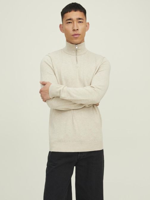 KNITTED CARDIGAN