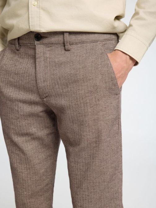 SLIM FIT CHINO PANTS