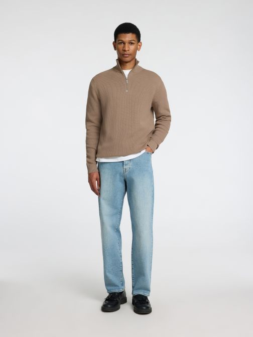 HALF ZIP PULLOVER