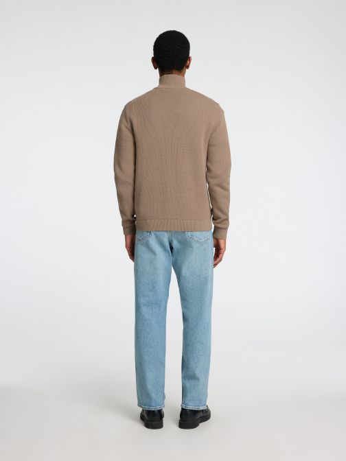 HALF ZIP PULLOVER