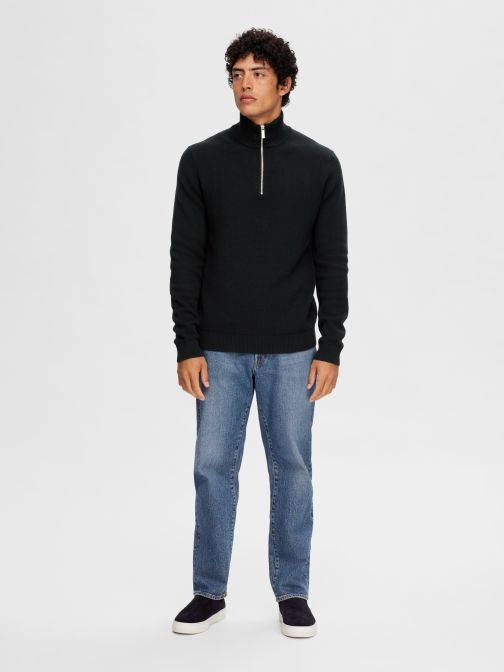 HALF ZIP PULLOVER