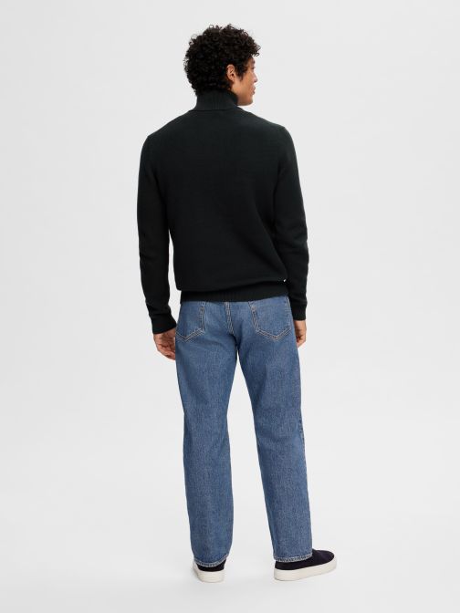 HALF ZIP PULLOVER