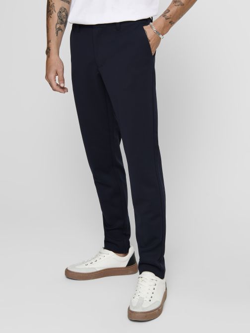 SLIM FIT NADRÁG 