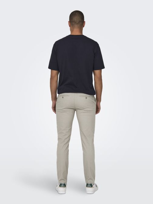 SLIM FIT NADRÁG 