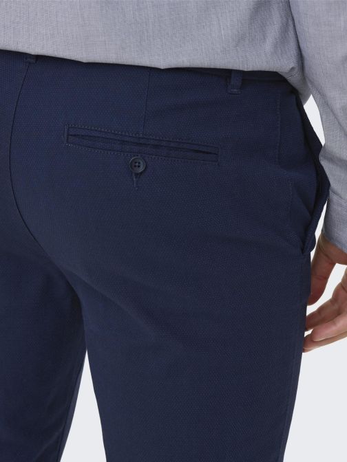 SLIM FIT NADRÁG 