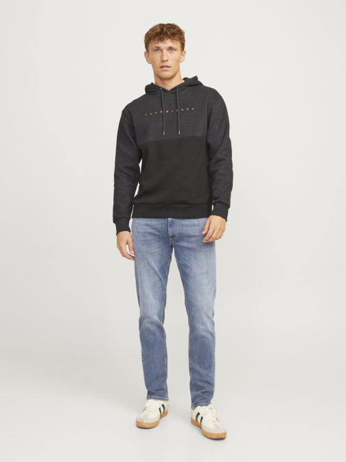 REGULAR FIT JEANS