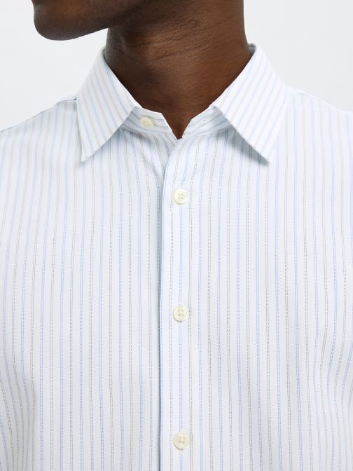 STRIPED SLIM FIT SHIRT