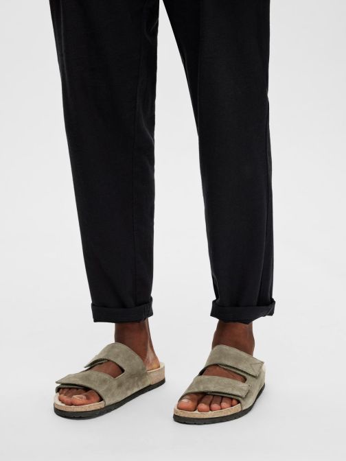 SUEDE STRAP SLIDER