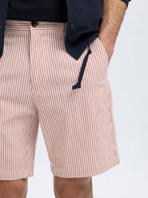 REGULAR FIT SHORTS