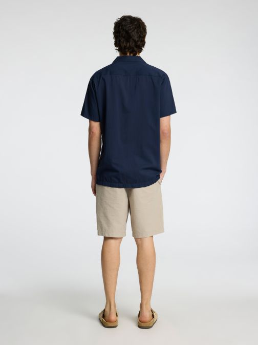 REGULAR FIT ING 