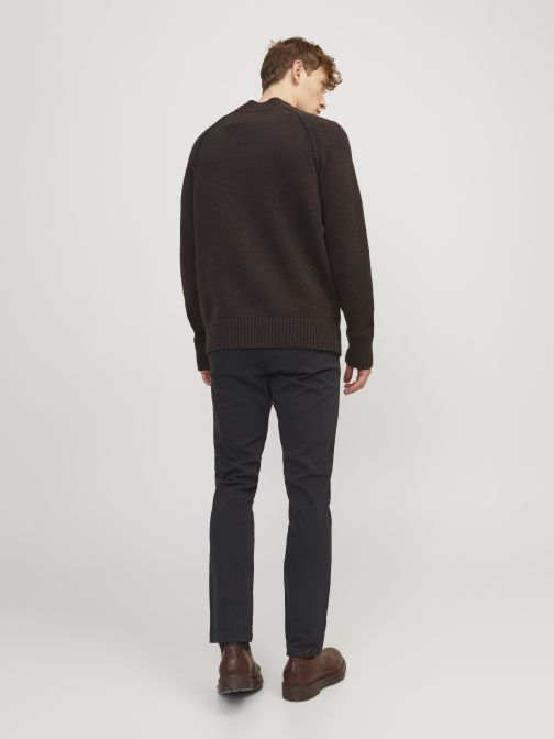 SLIM FIT CHINO PANTS