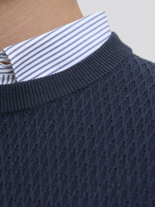 KNITTED PULLOVER