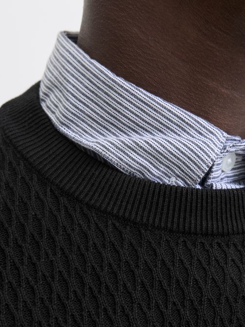 KNITTED PULLOVER