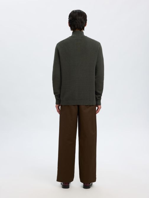HALF ZIP PULLOVER