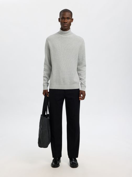 KNITTED ROLL NECK PULLOVER