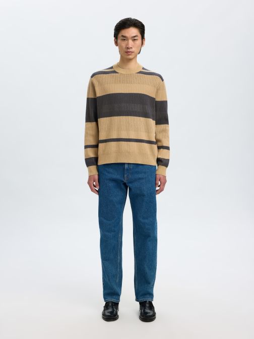 KNITTED PULLOVER