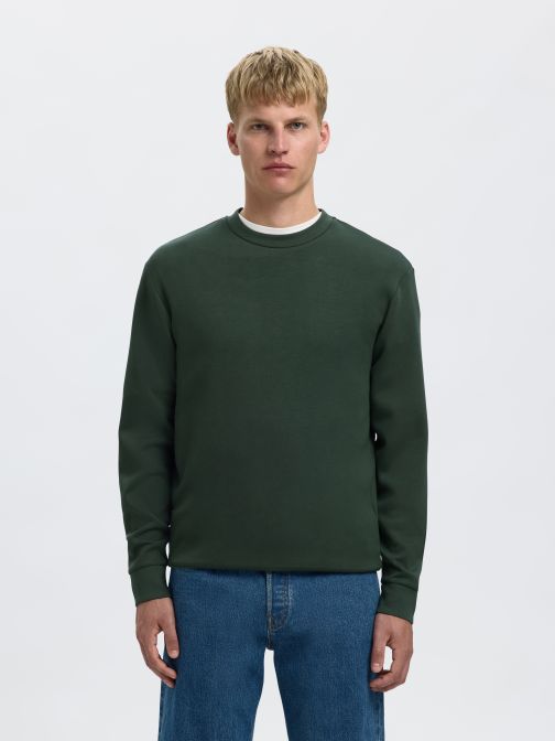 REGULAR FIT PULLOVER