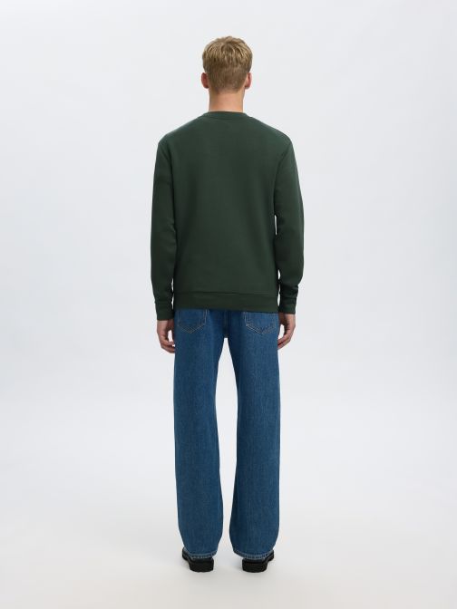 REGULAR FIT PULLOVER