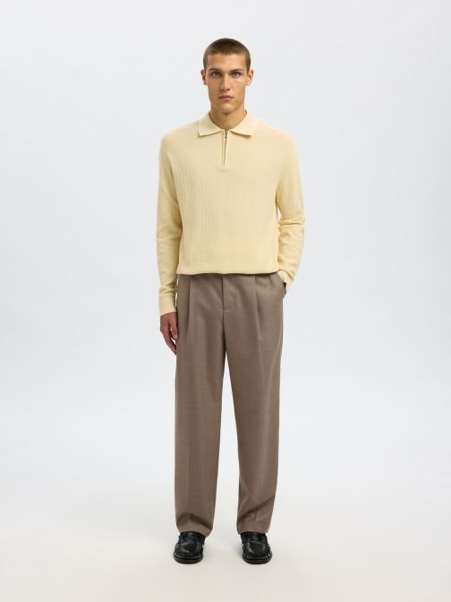 FÉLIG CIPZÁRAS PULÓVER 