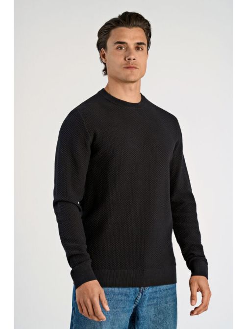 O-NYAKÚ KÖTÖTT PULÓVER 