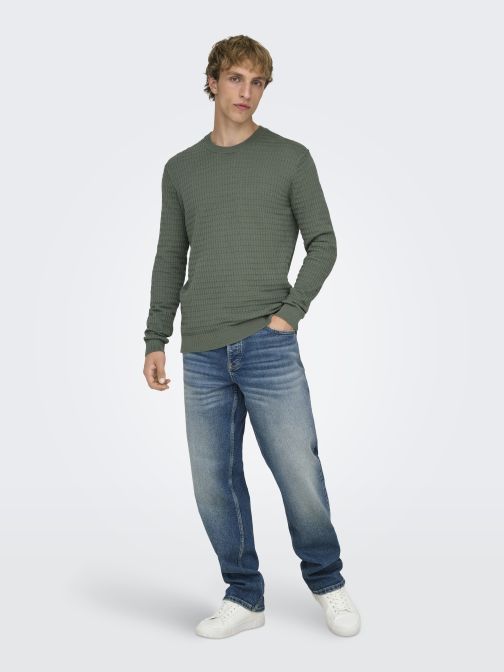 STRUKTÚRÁLT KÖTÖTT PULÓVER 