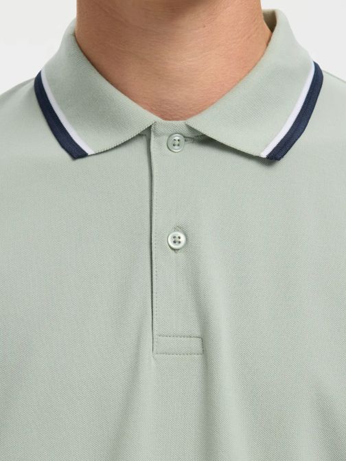 POLO T-SHIRT