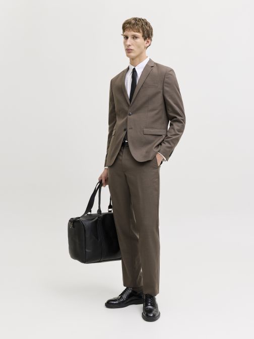 SLIM FIT ÖLTÖNYZAKÓ